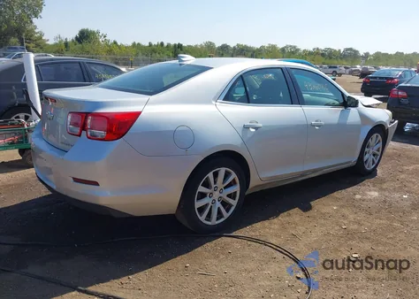 2015 Chevrolet Malibu 2Lt из США, поврежденный, VIN 1G11D5SL0FF158513
